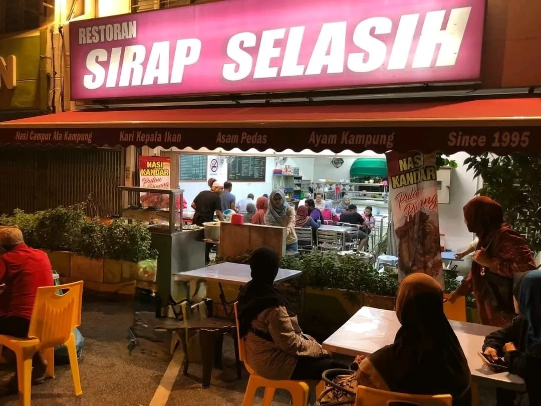 Top 10 Nasi Kandar in Johor Bahru 2026 5 Restoran Sirap Selasih Taman Desa Rahmat Johor Bahru Kedah style nasi kandar