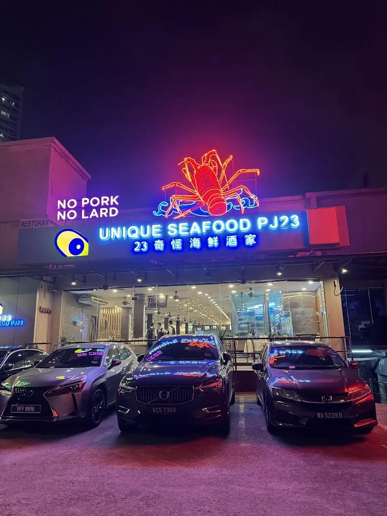 Top 10 Seafood in KL & Selangor 2026 5 Unique Seafood PJ23 Seksyen 13 Petaling Jaya live tank seafood