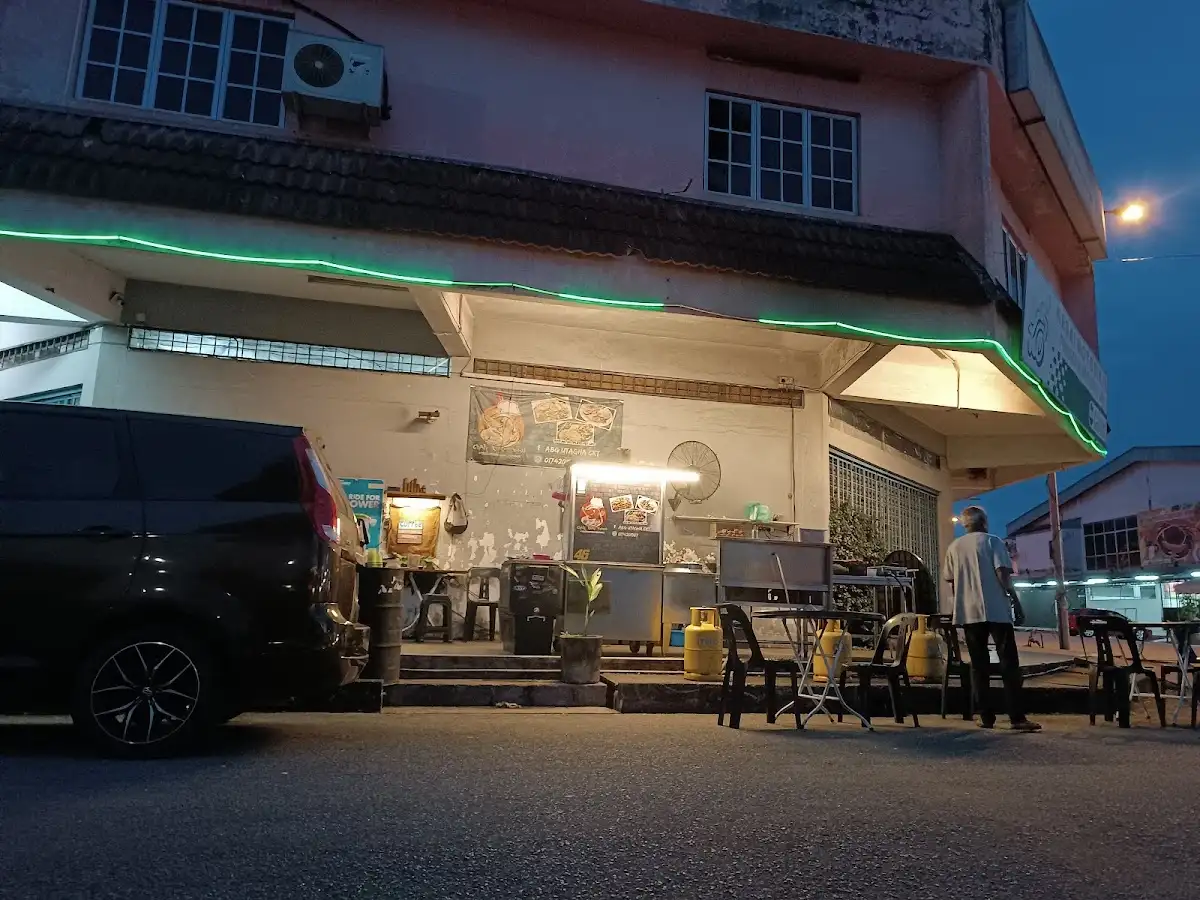 Top 10 Char Kuey Teow in Ipoh 2026 9 Abg Utagha Char Kuey Teow Ipoh Pekan Razaki night stall