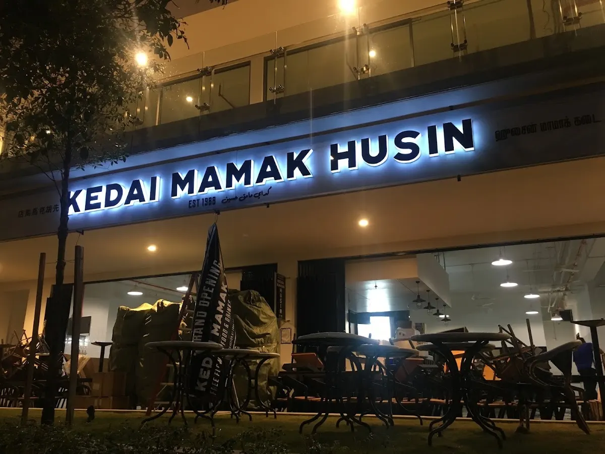Top 10 Mamak in KL & Selangor 2026 11 Kedai Mamak Husin Robertson Bukit Bintang 24 hours mamak Kuala Lumpur